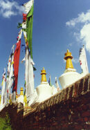 Ступы в горном монастыре Намо Будда